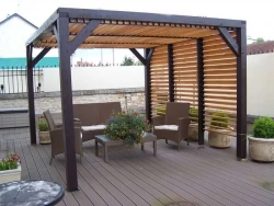 Pergola Veneto - 3,40 x 3,12 m - Sapin du Nord Contrecollé - Ventelles Mobiles sur le Toit et 1 Paroi