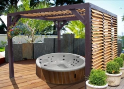 Pergola Veneto - 3,40 x 3,60 m - Sapin du Nord Contrecollé - Ventelles Mobiles sur le Toit et 1 Paroi