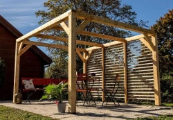 Auvent VENETO en douglas massif avec ventelles mur - S.h.t. : 10,57 m2 - dimensions 3,39 m x 3,12 m