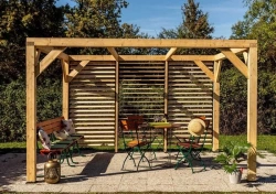 Auvent VENETO en douglas massif avec ventelles mur - S.h.t. : 12,24 m2 - dimensions 3,39 m x 3,60 m